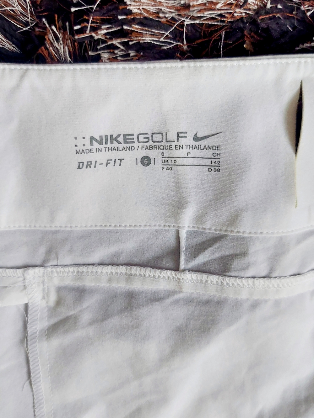Nike Women’s White Athletic Skort - Picture 4 of 9